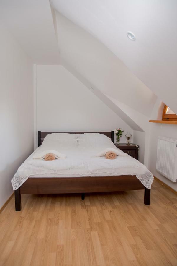 Dwor Woskrzenice Hotel Biala Podlaska Luaran gambar