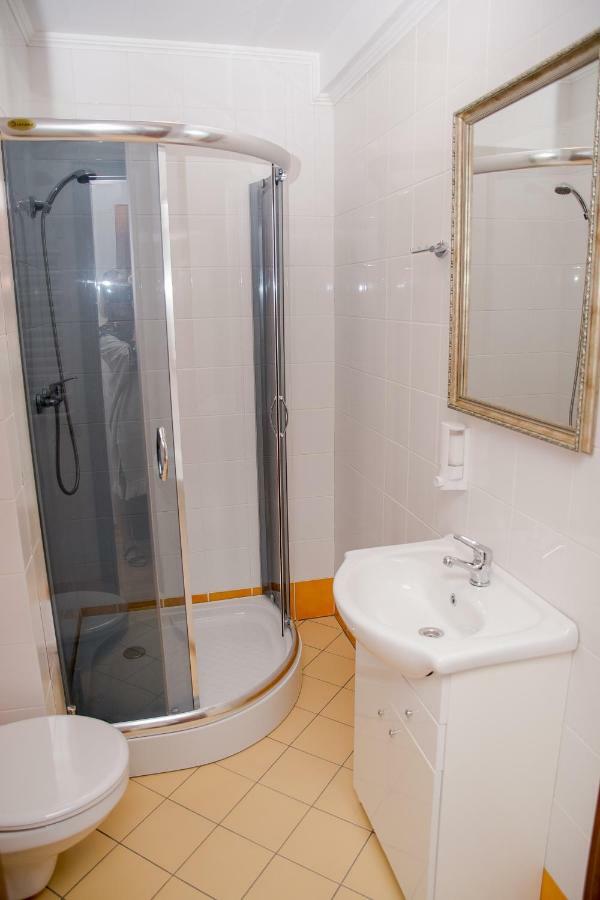 Dwor Woskrzenice Hotel Biala Podlaska Luaran gambar