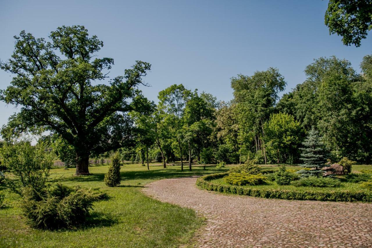 Dwor Woskrzenice Hotel Biala Podlaska Luaran gambar
